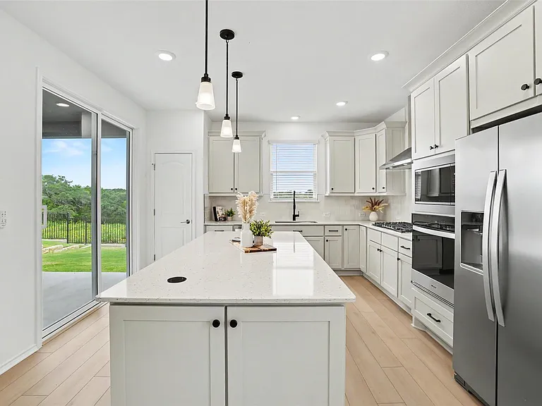 310 Livewater Ln — Photo 6