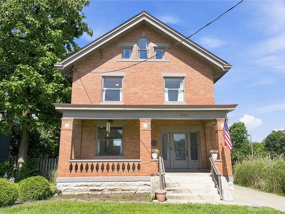 1st image of 3229 Woodburn Ave