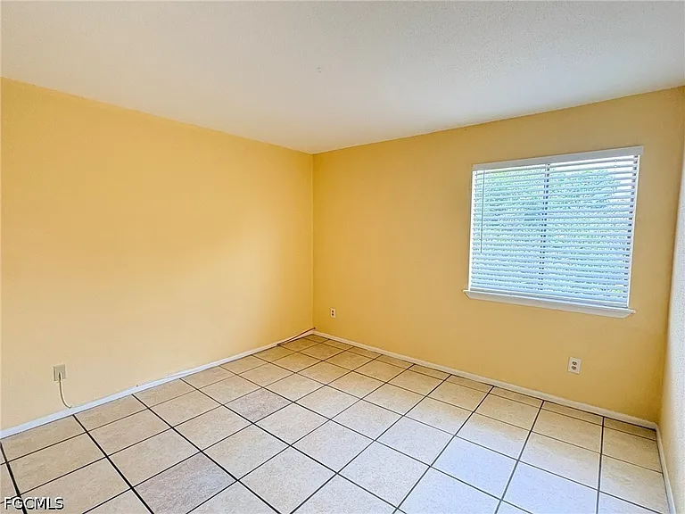 2905 Winkler Ave #719 — Photo 11