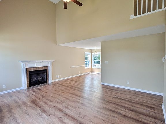 5th image of 3416 Bradfield Dr
