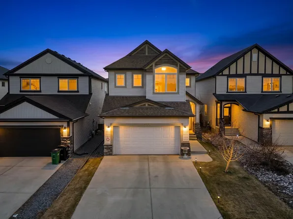 22055 95th Ave NW, Edmonton, AB T5T 4A7