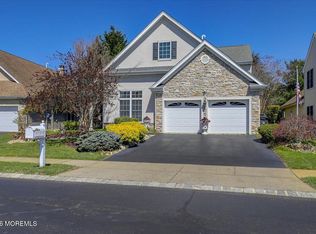 15 Crawford Road, Manalapan, NJ