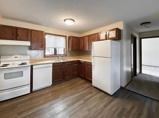 526 4th St N #D, Hudson, WI 54016