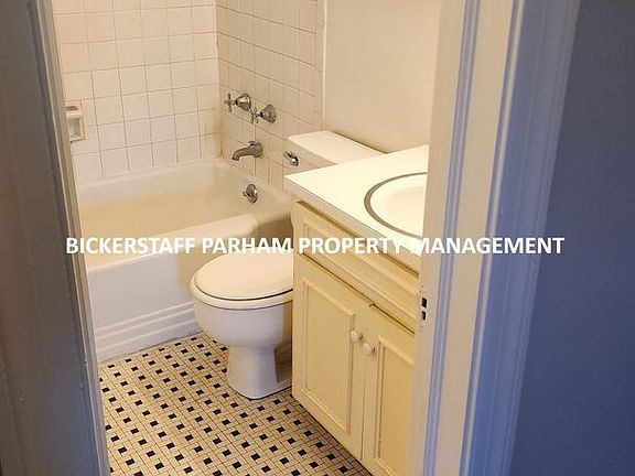 4th image of 1230 10th St APT A