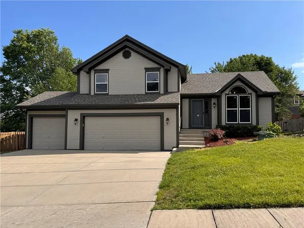 4705 NW 90th St, Kansas City, MO 64154