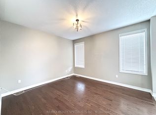 227 Spring Creek Dr, Hamilton, ON L8B0Y4
