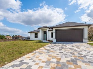 2617 2nd St SW, Lehigh Acres, FL 33976