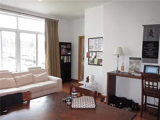 Rented by Kian Realty | media 15