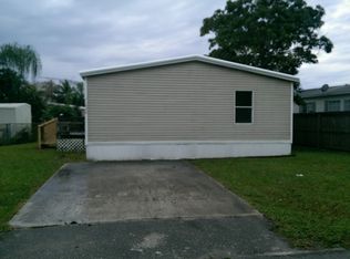 11808 N Branch Rd, Boca Raton, FL 33428