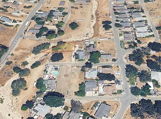 Hayes St, Castaic, CA 91384