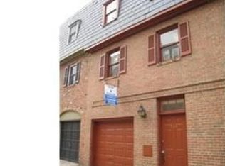 224 S 23rd St, Philadelphia, PA 19103