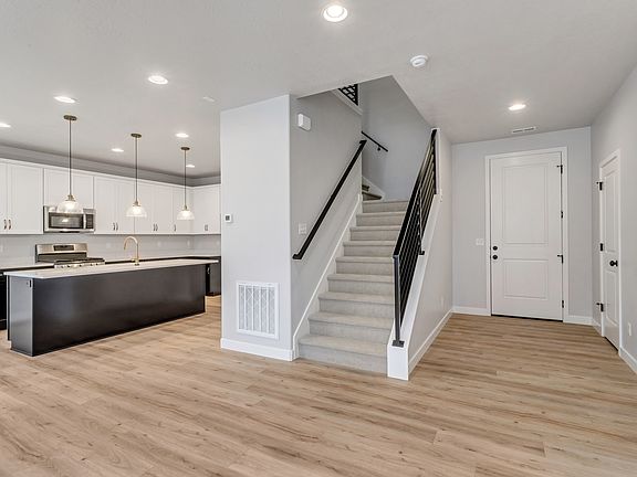 4th image of 3179 S Claire Ave W #15