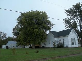 825 W Walnut St, Westfield, IL 62474