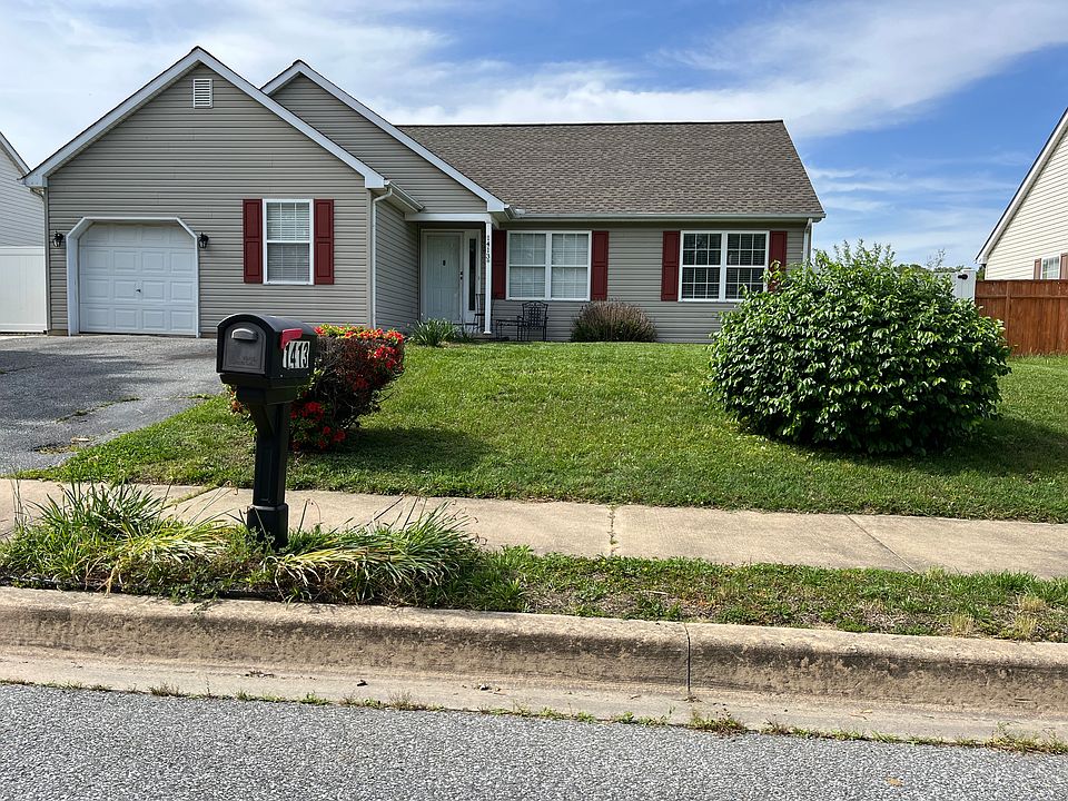1413 Hopkins Ave, Dover, DE 19901 | Zillow
