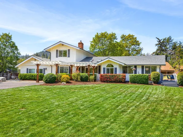 1765 Old Stage Rd, Medford, OR 97502