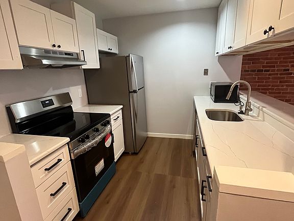 5th image of 102-22 Church St #201