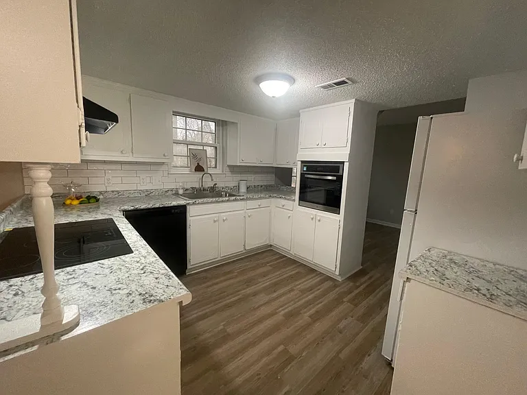 3415 Mastin Lake Rd NW #1 — Photo 4