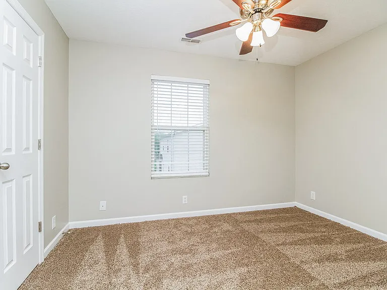 1416 Westview Dr — Photo 11