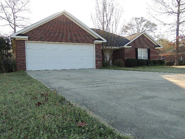 2nd image of 2522 Morehouse Ln
