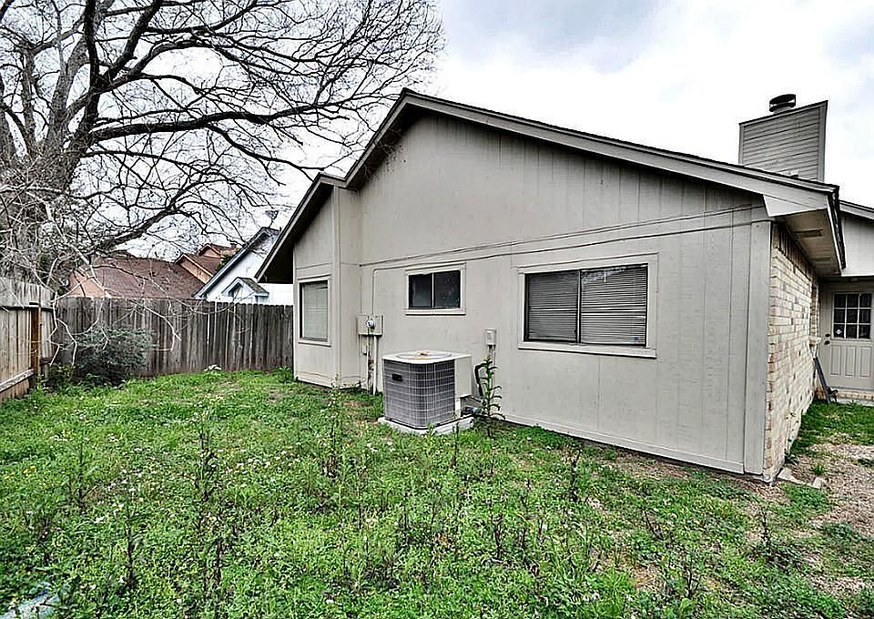 1st image of 20038 Moonflower Ln