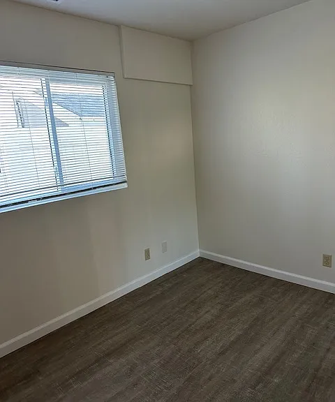 145 Pasadena Ave — Photo 3