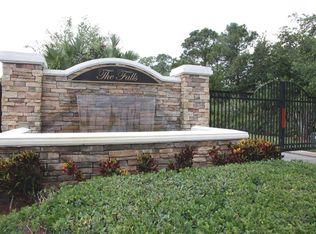 3015 NW Stoney Creek Ave, Jensen Beach, FL 34957