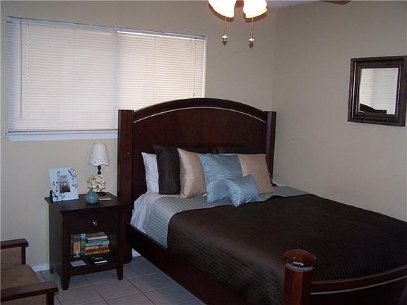 4th image of 3607 Oakmont Blvd