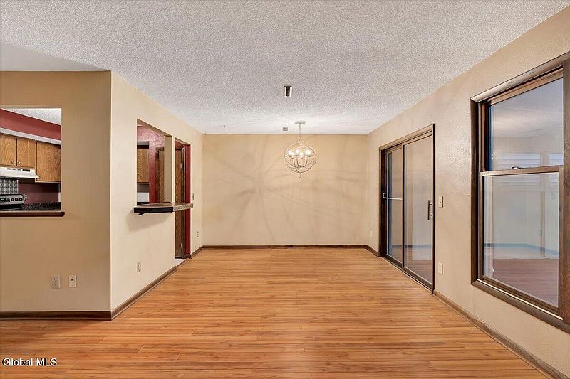 5th image of 14 Brenden Court