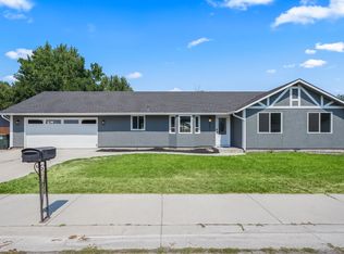 2692 W Gemstone Dr, Meridian, ID 83646