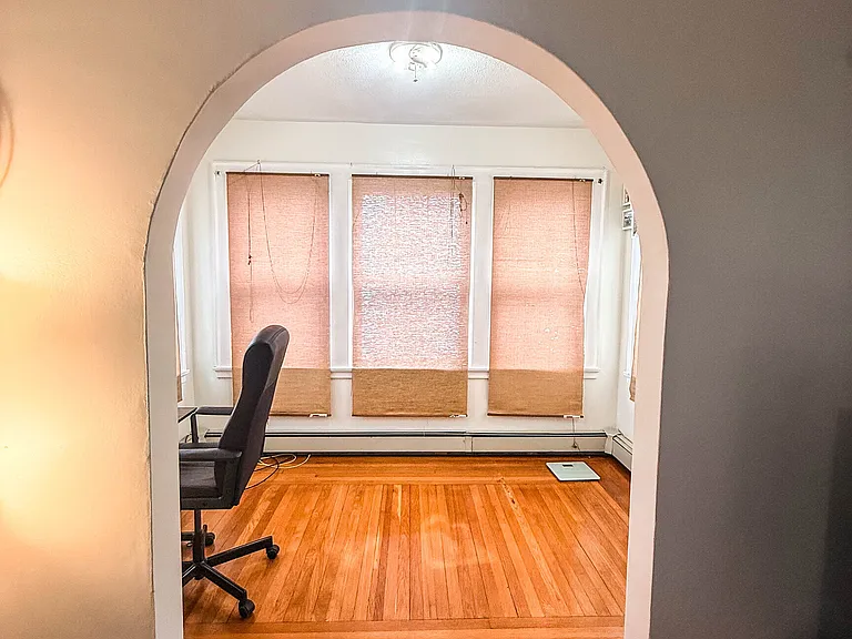 38 Grandview Ave — Photo 14