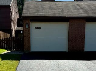 306 Patio Dr, Endwell, NY 13760