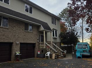 25 Elm Ave FLOOR 2, Fairview, NJ 07022