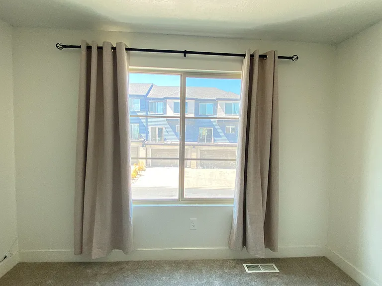 127 W Harvest Village Ln — Photo 10