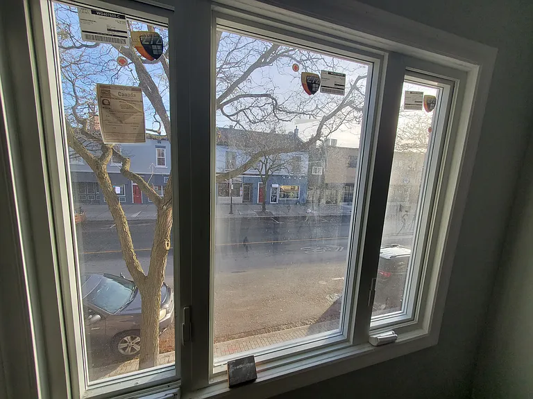 18 King St E — Photo 11