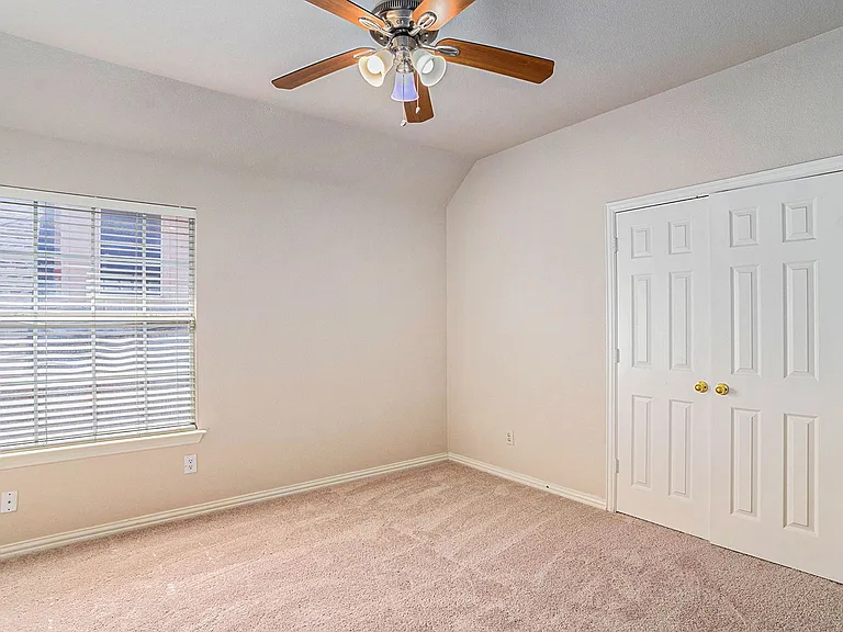 4213 Sharondale Dr — Photo 16