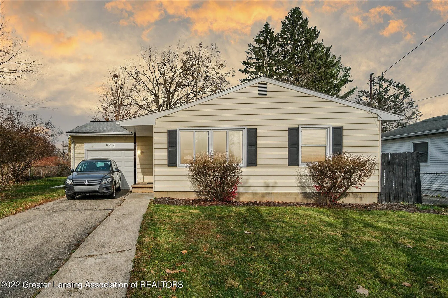 903 Tisdale Ave photo 1