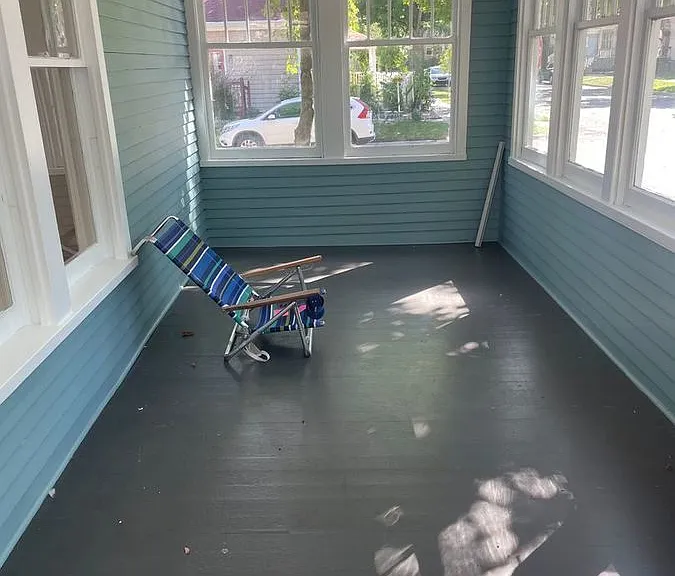 923 Court St #LOWER — Photo 4
