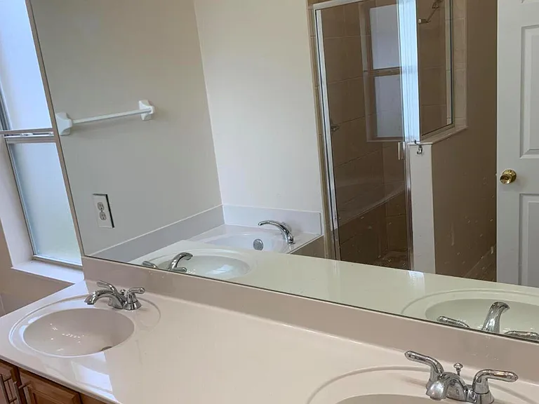 1227 Hasley Pl — Photo 6