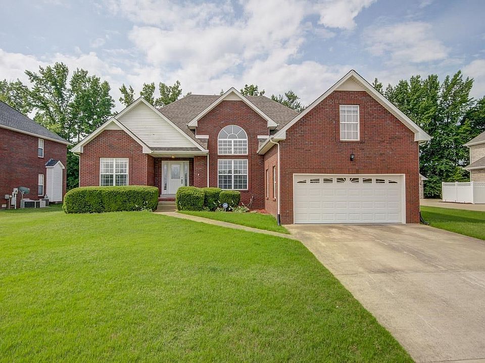 1st image of 103 Gallant Ct
