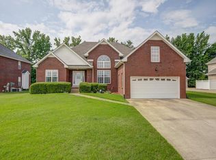 103 Gallant Ct, Clarksville, TN 37043
