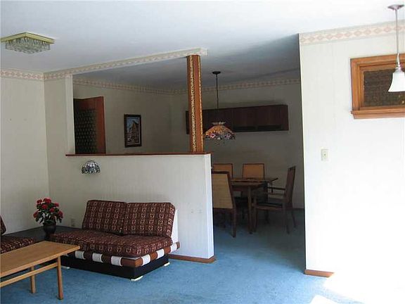 4th image of 2385 Flagstaff Dr