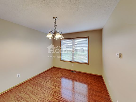 5th image of 725 Cedar Run Dr