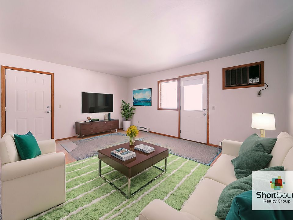 Virtual Staging AI - 0percent202bdpercent20FamRm3-8-Edited - August 23, 2024 8_48 (1)_08232024