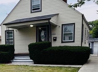 13304 Saint James Ave, Cleveland, OH 44135