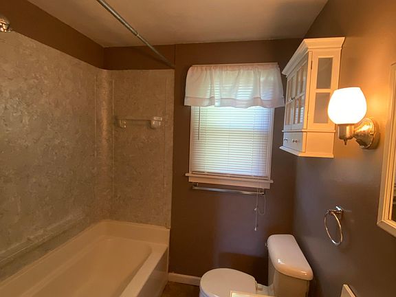 2nd image of 139 Boncroft Dr Floor 2
