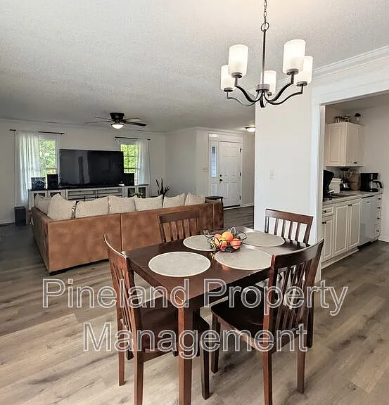 501 Camden Rd — Photo 8