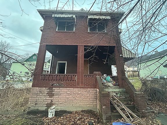 3rd image of 1038 Church Ave