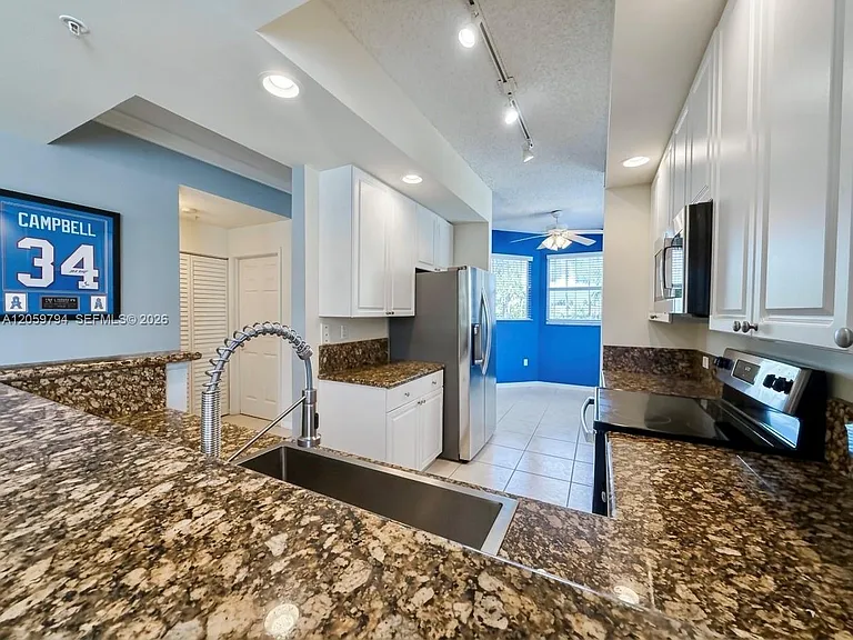 26 Royal Palm Way #201 — Photo 13