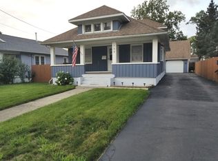 753 Bluff City Blvd, Elgin, IL 60120