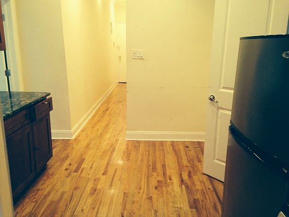 5th image of 709 Dekalb Ave APT 4C